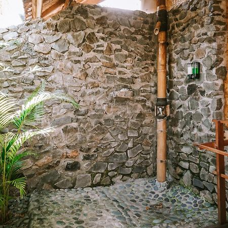 Baha Baha Villas West Sumbawa Yoyos - Free Yoga Class, Gym Daily Included For Guest - Fast Wifi Starlink Sekongkang Екстер'єр фото
