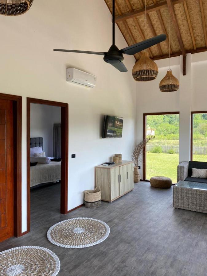 Baha Baha Villas West Sumbawa Yoyos - Free Yoga Class, Gym Daily Included For Guest - Fast Wifi Starlink Sekongkang Екстер'єр фото