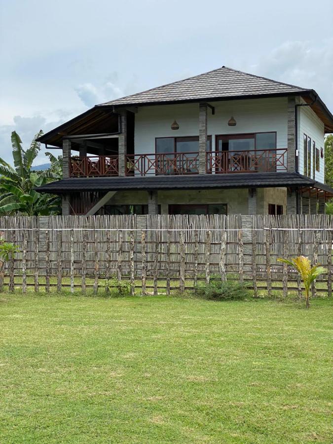 Baha Baha Villas West Sumbawa Yoyos - Free Yoga Class, Gym Daily Included For Guest - Fast Wifi Starlink Sekongkang Екстер'єр фото