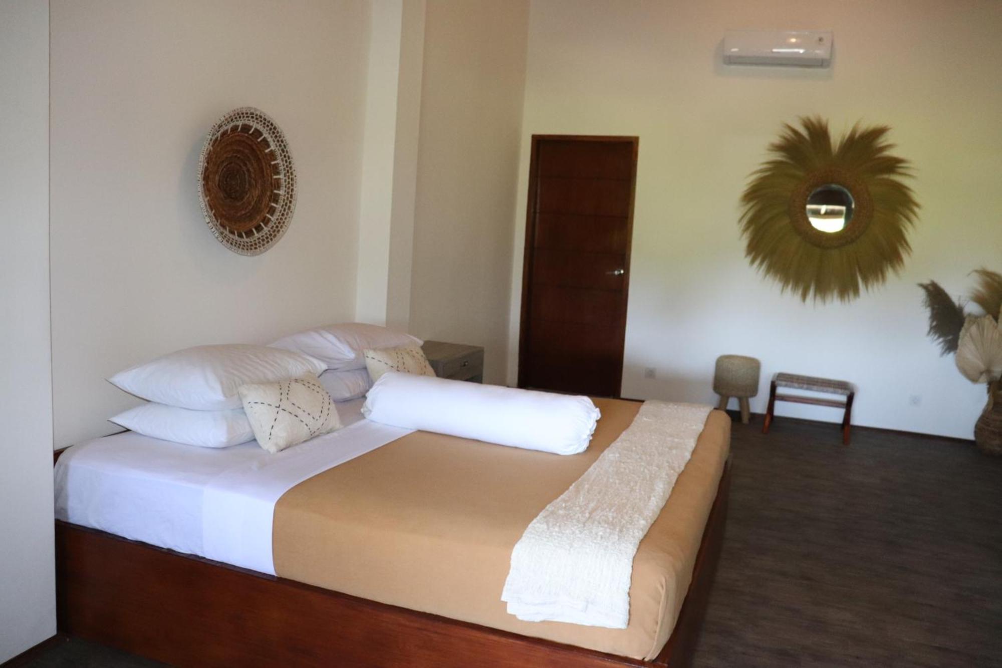 Baha Baha Villas West Sumbawa Yoyos - Free Yoga Class, Gym Daily Included For Guest - Fast Wifi Starlink Sekongkang Екстер'єр фото